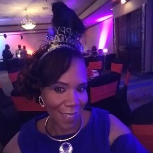 Meet your Posher, Meosha